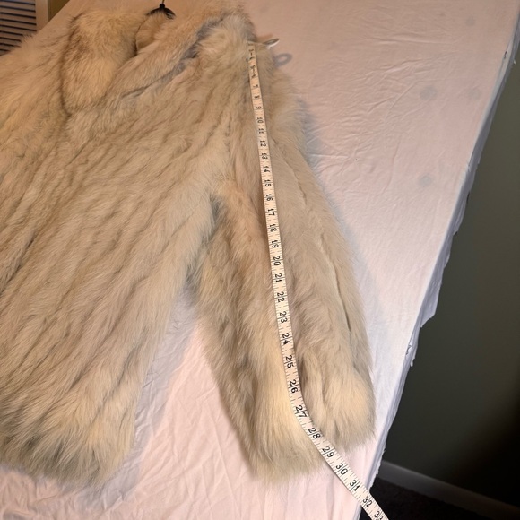 Vintage Saga Blue Fox Finland Stroller Fur Jacket White Silver Size L Beautiful! - Picture 15 of 16